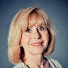 Frau  Univ. Prof. Dr. Ruth Ladenstein, MBA, cPM