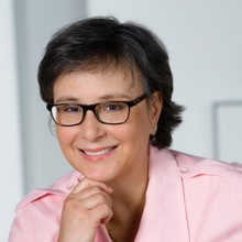Frau Univ.-Prof. Dr. Renate Kain Frau Univ.-Prof. Dr. Renate Kain
