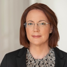 Frau Dr. Waltraud Trabe Frau Dr. Waltraud Trabe