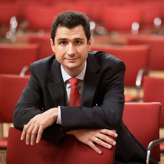 Herr Univ.-Prof. Dr. Karl Stöger, MJur (Oxon)