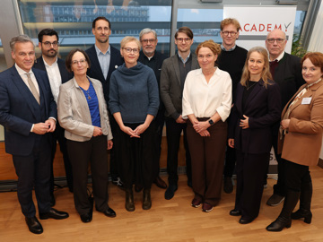 Web251112katharinaschiffl 4161