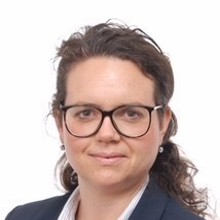 Frau Kathrin Hahn Frau Kathrin Hahn
